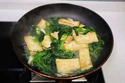 ほうれん草と豆腐のシチューの作り方：4