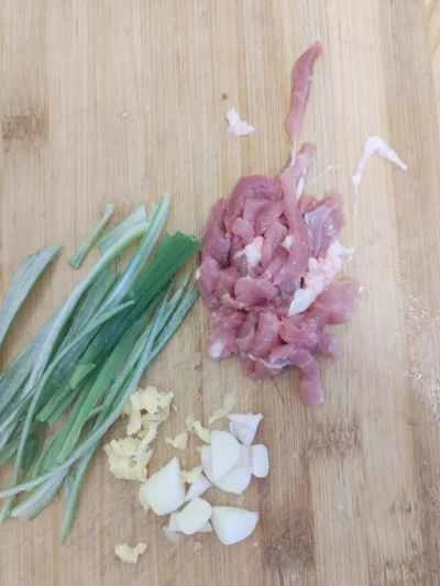 酸辣蓮根の千切りを作る手順：3