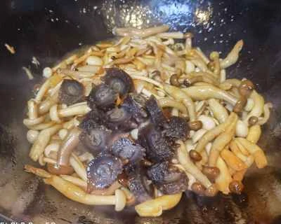 ナマコとキノコの炒め物の作り方：6