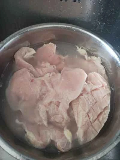 鶏胸肉のソテーのレシピ手順：1