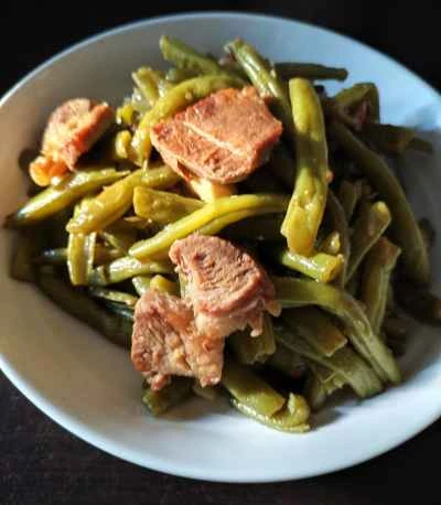 牛すね肉とインゲンの煮込みのレシピ