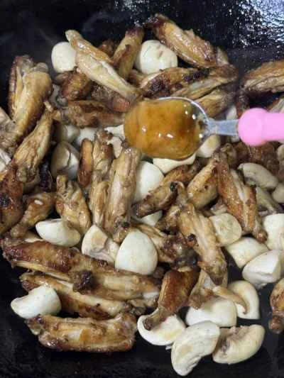 ハニーグレーズマッシュルームチキンウィングのレシピ手順：10