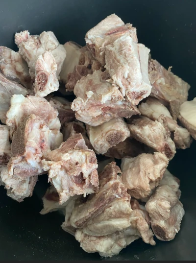 キャベツの酢漬け入り豚スペアリブの煮込みの作り方：2