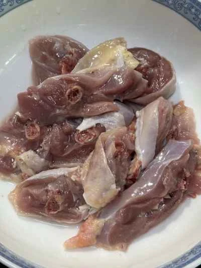 蒸し鶏と栗のレシピ手順：1