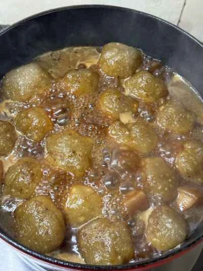 さつまいも澱粉団子入り豚肉の煮込みの作り方：15