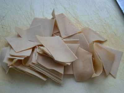 椎茸、豆腐皮、セロリの炒め物の作り方：5