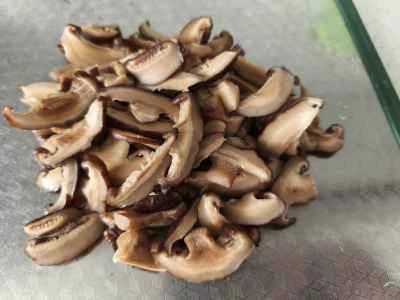 椎茸と香りの長いヘチマの炒め物の作り方：4