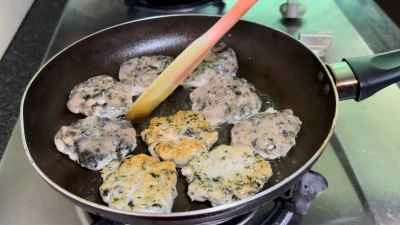 海藻、エビペースト、肉パテの作り方：9