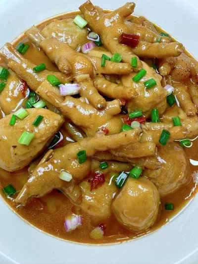 タロイモと鶏足のレシピ