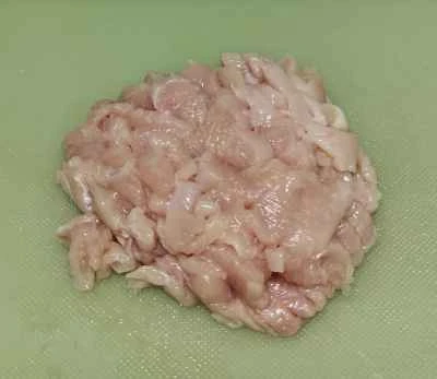 自家製チキンミートボールのレシピ手順：1