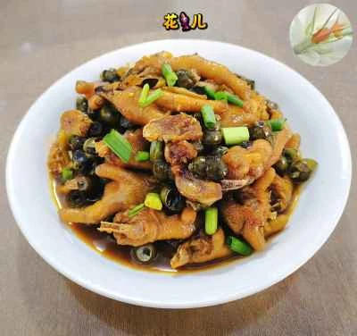 カタツムリと鶏足の炒め物のレシピ