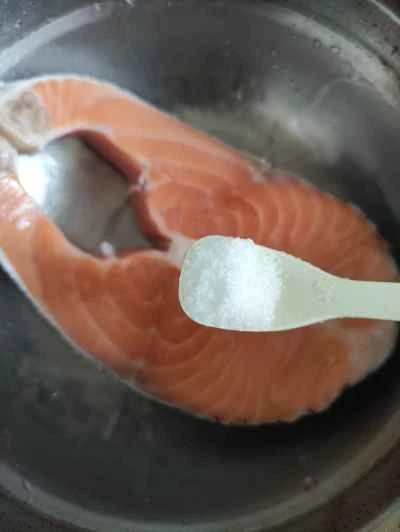 ブラックペッパーサーモンのレシピ手順：2