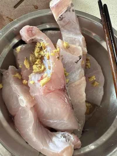 豆腐入り魚の煮込みの作り方：1