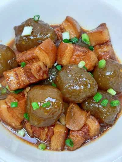 さつまいも澱粉団子入り豚肉の煮込みの作り方：18