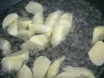 水タケノコ入りベジタリアンチキンの煮込みの作り方：5