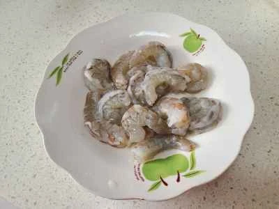 ニンニクの芽とエビの炒め物の作り方：5