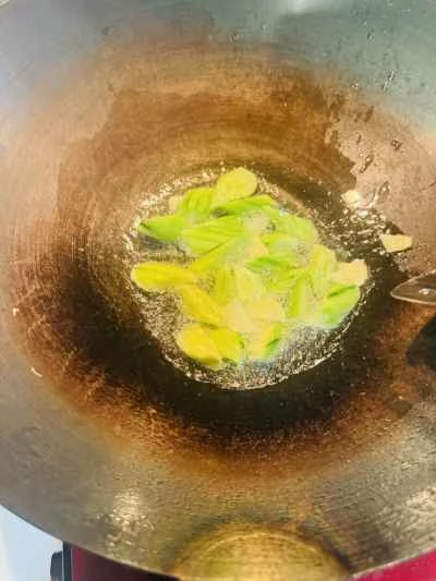 きゅうり、きくらげ、エビの作り方：2