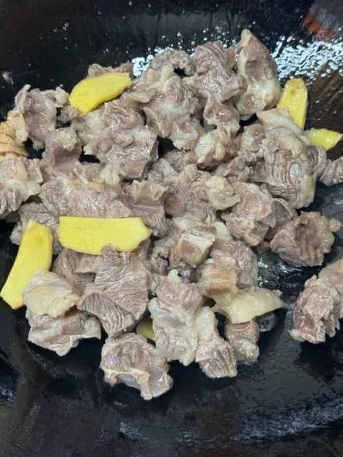 トマトと卵入り牛ブリスケットの煮込みの作り方：5