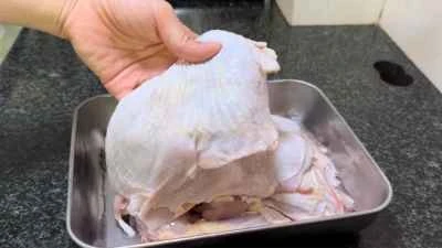 レモン風味の鶏肉のソテーの作り方：1