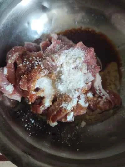 豚肉スライスとベビーチンゲン菜の炒め物の作り方：3