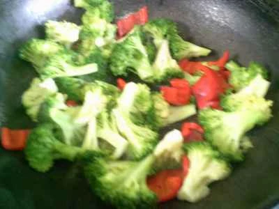 イカとブロッコリーの炒め物の作り方：13