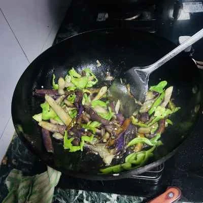 ナス炒めの作り方：3