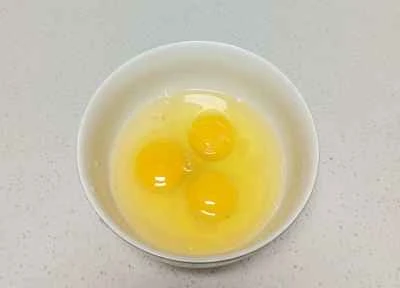 おいしい蒸し卵のカスタードのレシピ手順：1