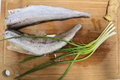 魚の切り身のソテーのレシピ手順：1