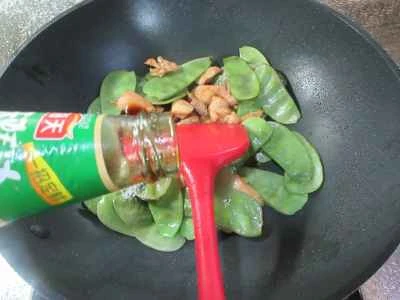 鶏もも肉とインゲンの炒め物の作り方：11