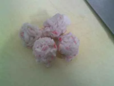 ズッキーニとキノコとエビの炒め物を作る手順：2