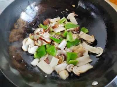 赤松茸の炒め方：6