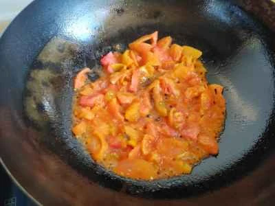 トマト入りスクランブルエッグの作り方：7