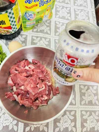 香米虎の家庭風牛肉とピーマン炒め レシピ手順：3