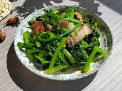 豚肉と白菜の芯を炒めた二度揚げのレシピ