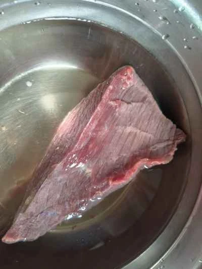 冷たい牛肉を作る手順：1