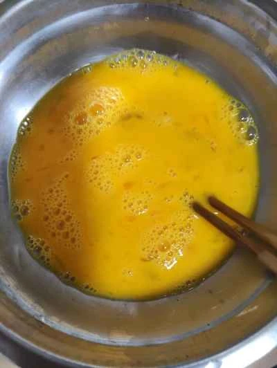 タロイモと春雨の卵と玉ねぎ炒めの作り方：2