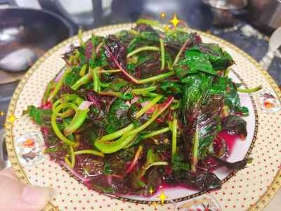 赤アマランサスの炒め物のレシピ