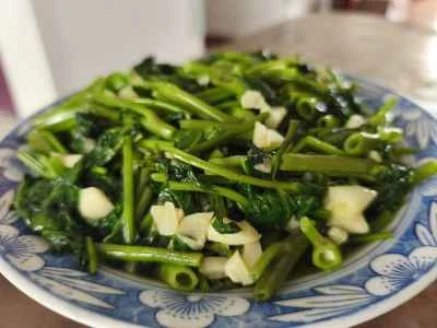 ニンニク入りクリーミーほうれん草の作り方:6