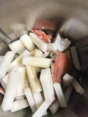 生姜、ネギ、カニ入りの餅炒めの作り方：3