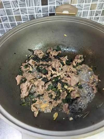 牛肉とエゴマの炒め物の作り方：5