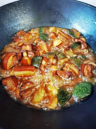 ベビーカボチャ入り豚バラ肉の煮込み レシピ手順：18