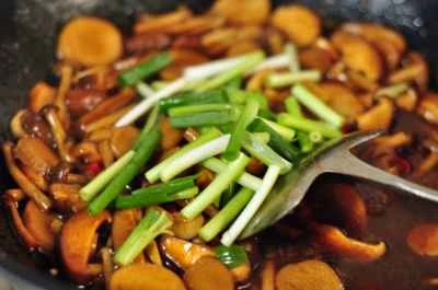 「きのこファミリー再会」料理の作り方：7