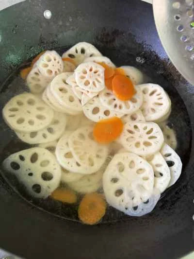 レンコンの砂糖炒めの作り方：6