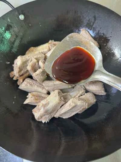 豚バラ肉、ジャガイモ、インゲン、春雨の煮込みの作り方：8