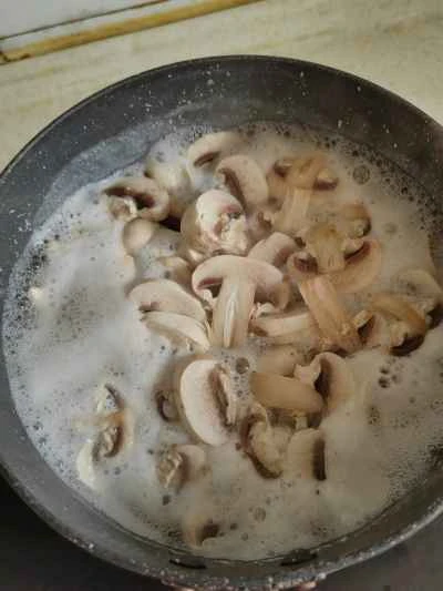 牛肉とキノコの炒め物の作り方：4