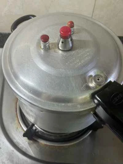 豚バラ肉、ジャガイモ、インゲン、春雨の煮込みの作り方：11