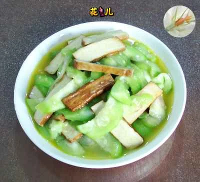乾燥豆腐とヘチマの炒め物のレシピ
