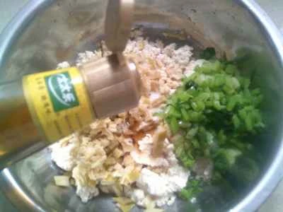 セロリ、ラムテール、タケノコ、豆腐のサラダの作り方：11