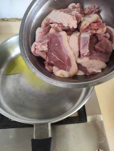 生姜で炒めた鴨肉の作り方：5