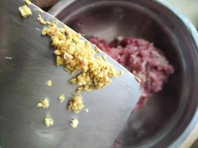 塩卵入り蒸し豚パテの作り方：2